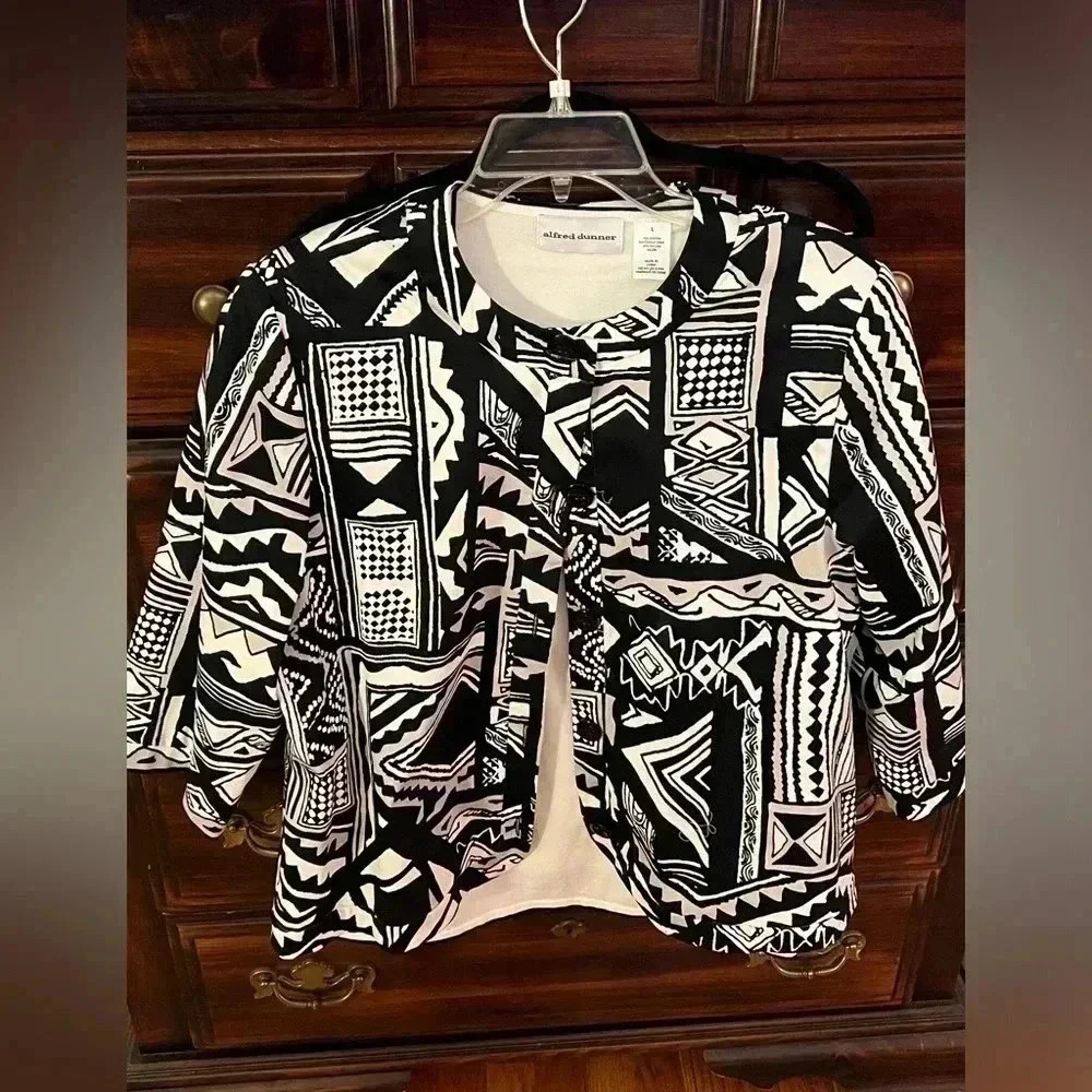 Women’s Alfred Dunner Size Large Shirt/ 16 Petite Coat Set